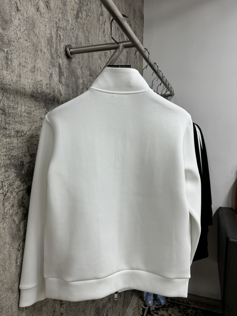 Bv*b*rry outwear